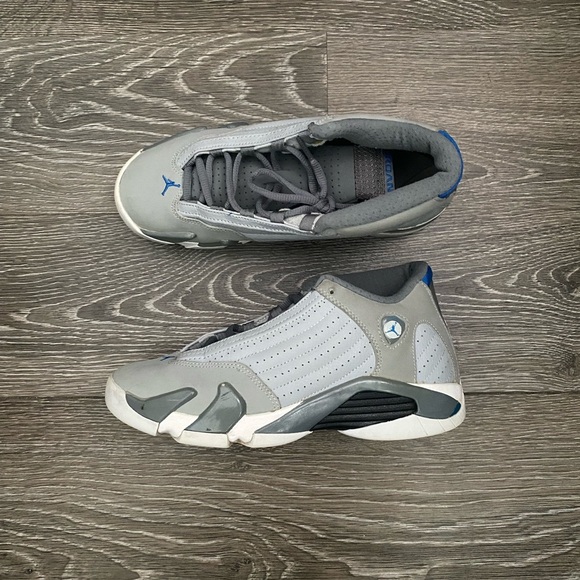 Jordan Wolf Grey 14s - Picture 1 of 9
